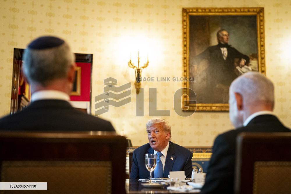 President Trump during a dinner with PM Netanyahu - DC