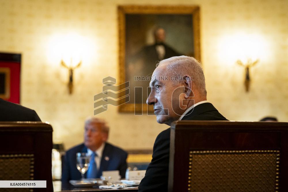 President Trump during a dinner with PM Netanyahu - DC