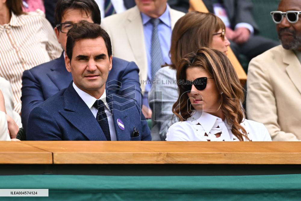 Wimbledon - Roger Federer In The Stands