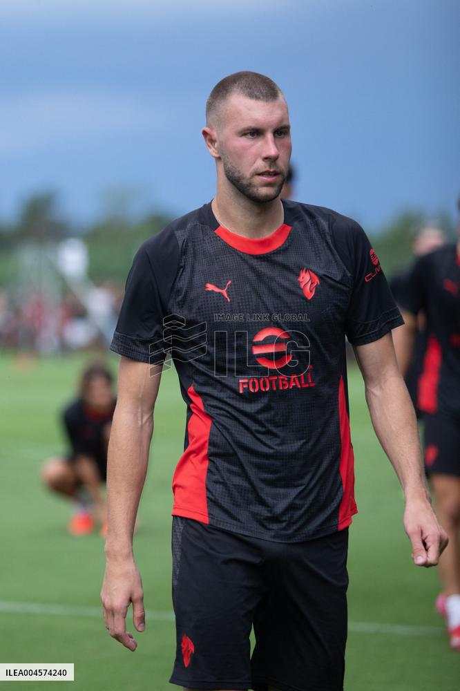 CALCIO - Serie A - AC Milan training session