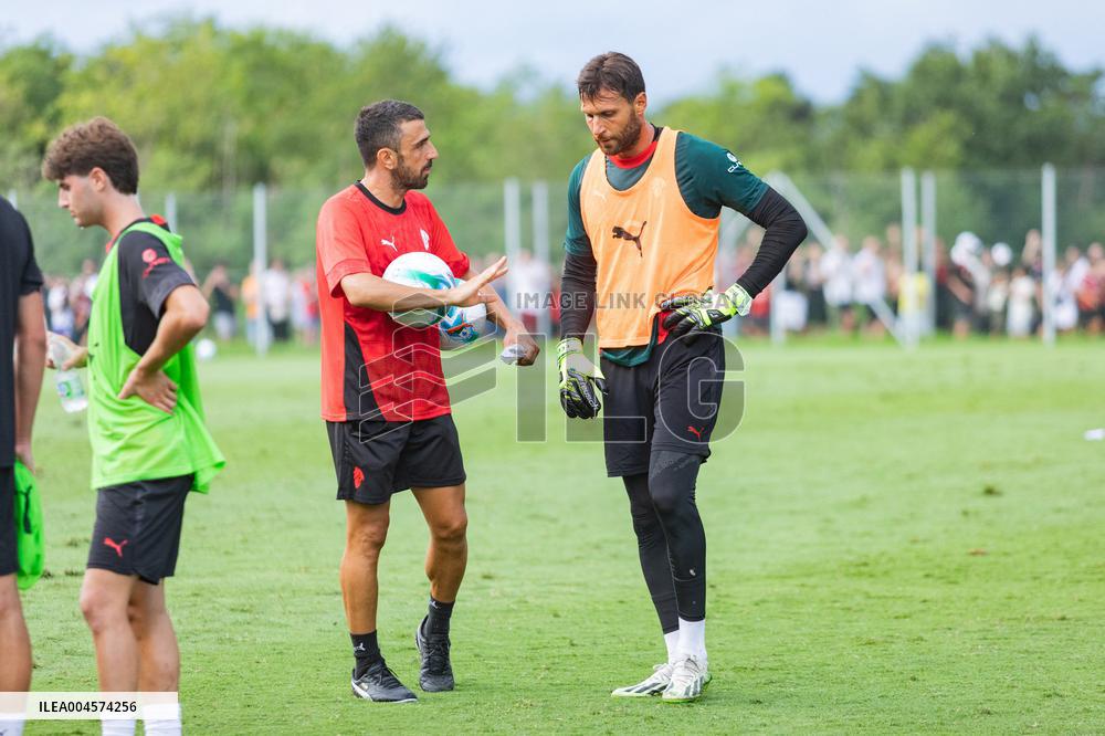 CALCIO - Serie A - AC Milan training session