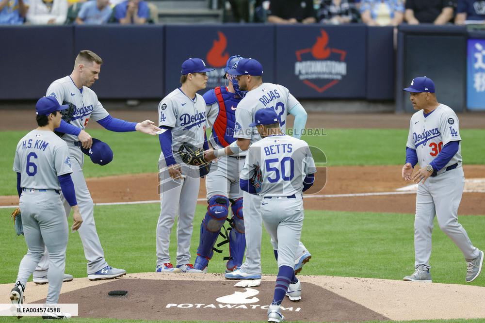 Baseball: Dodgers vs. Brewers