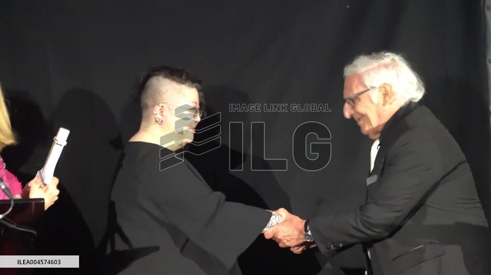 Japanese novelist Otani wins U.K. award