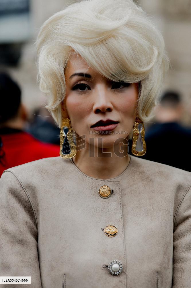 PFW - Schiaparelli Street Style