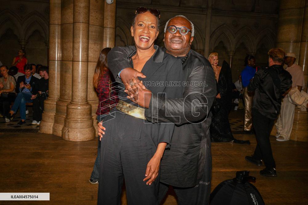 PFW - Lena Erziak Front Row