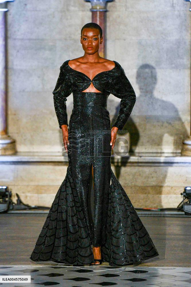 PFW - Lena Erziak Runway