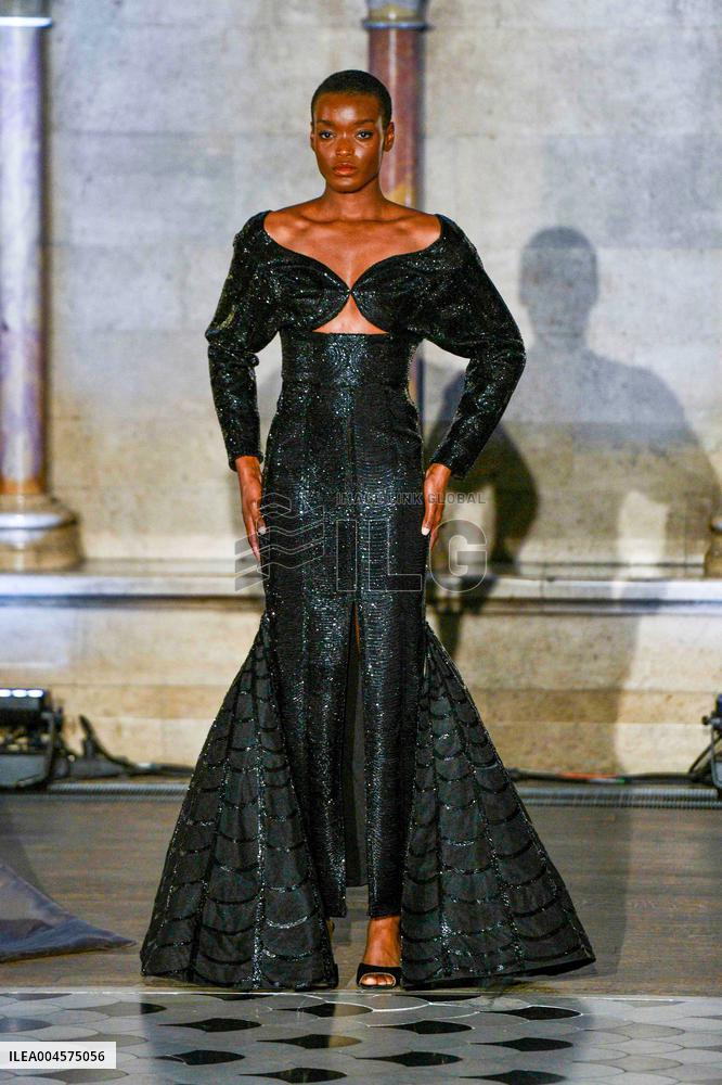 PFW - Lena Erziak Runway