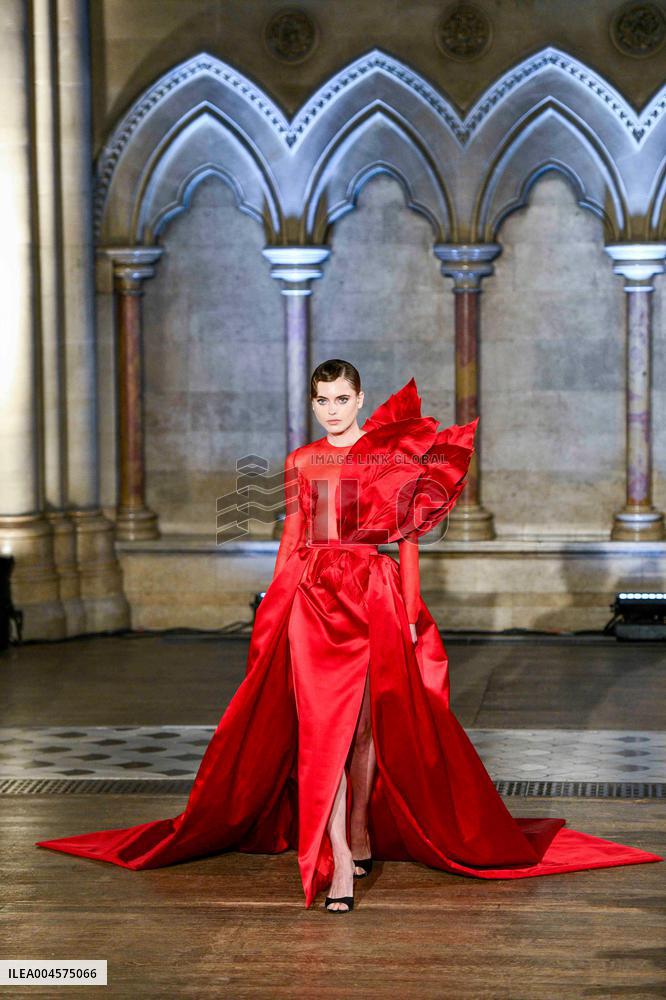 PFW - Lena Erziak Runway