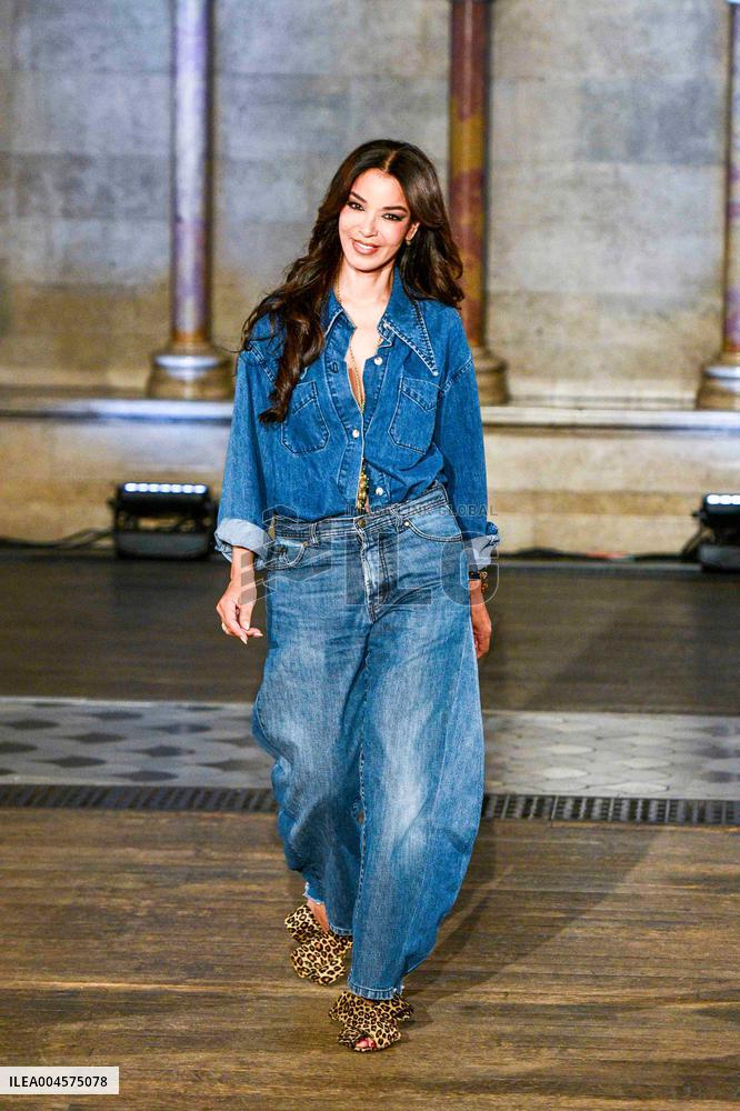 PFW - Lena Erziak Runway