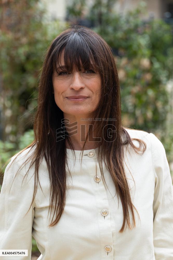 PFW Chanel Outside Arrivals NB