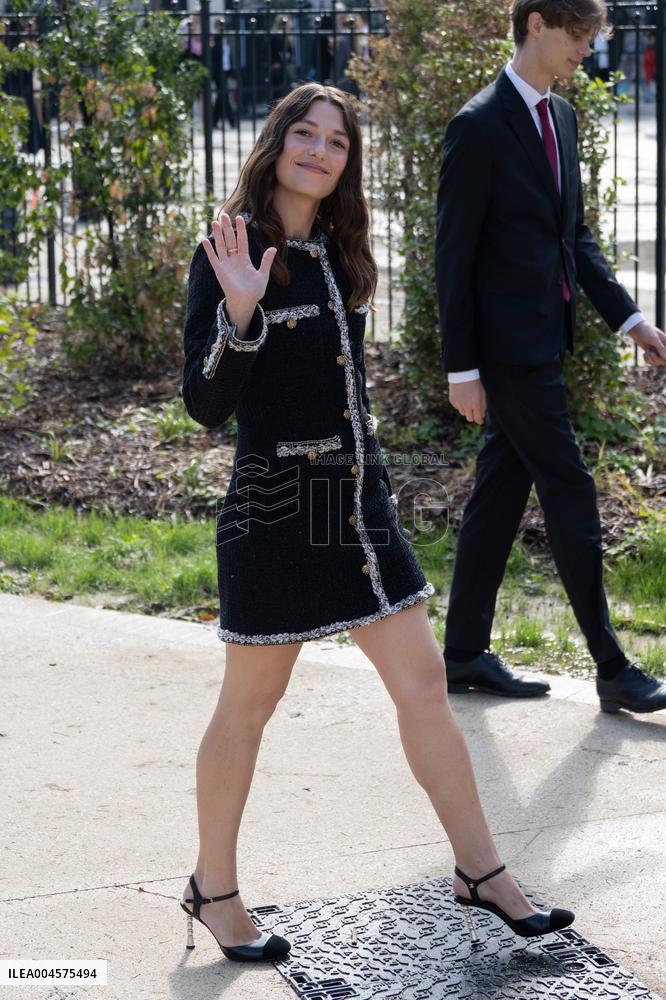 PFW Chanel Outside Arrivals NB