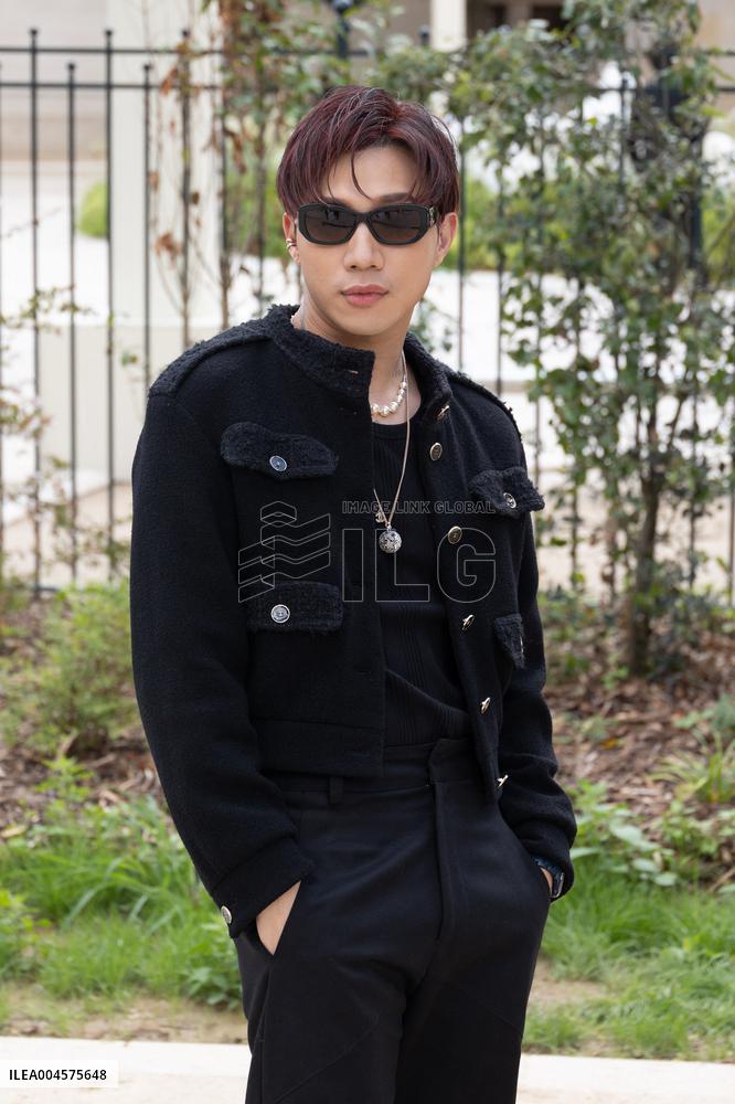 PFW Chanel Outside Arrivals NB