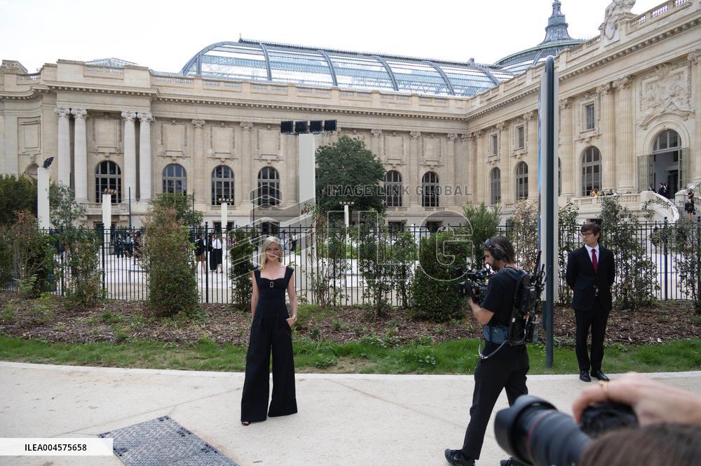 PFW Chanel Outside Arrivals NB