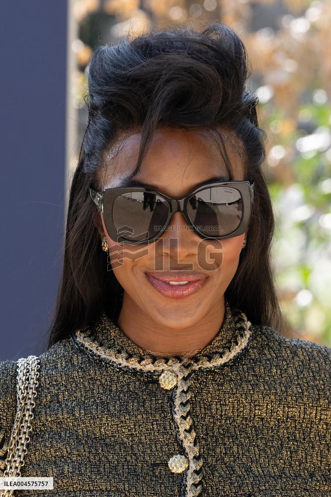 PFW - Chanel Outside Arrivals