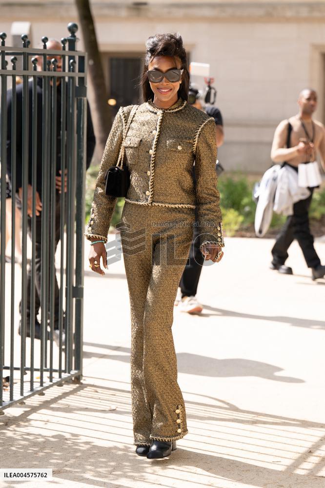 PFW - Chanel Outside Arrivals