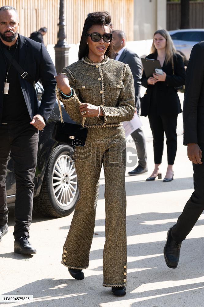PFW - Chanel Outside Arrivals