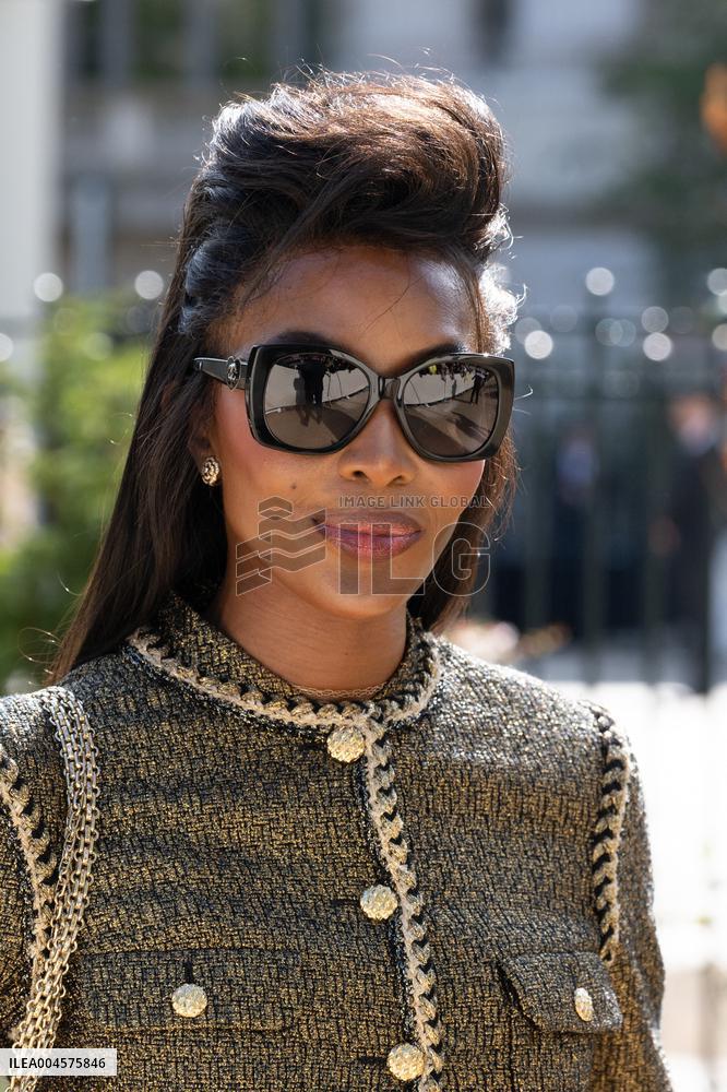 PFW - Chanel Outside Arrivals