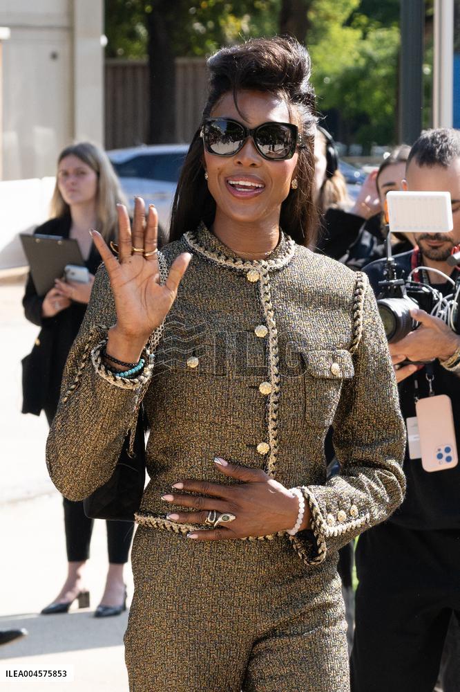 PFW - Chanel Outside Arrivals