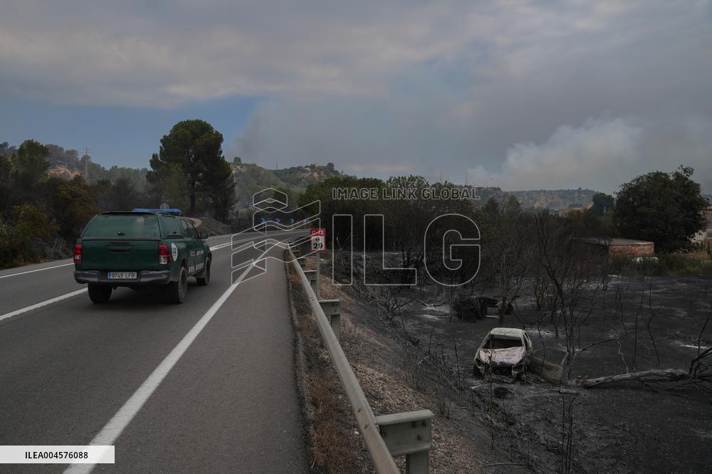 Thousands Told to Stay Home as Spain Forest Fire Rages on