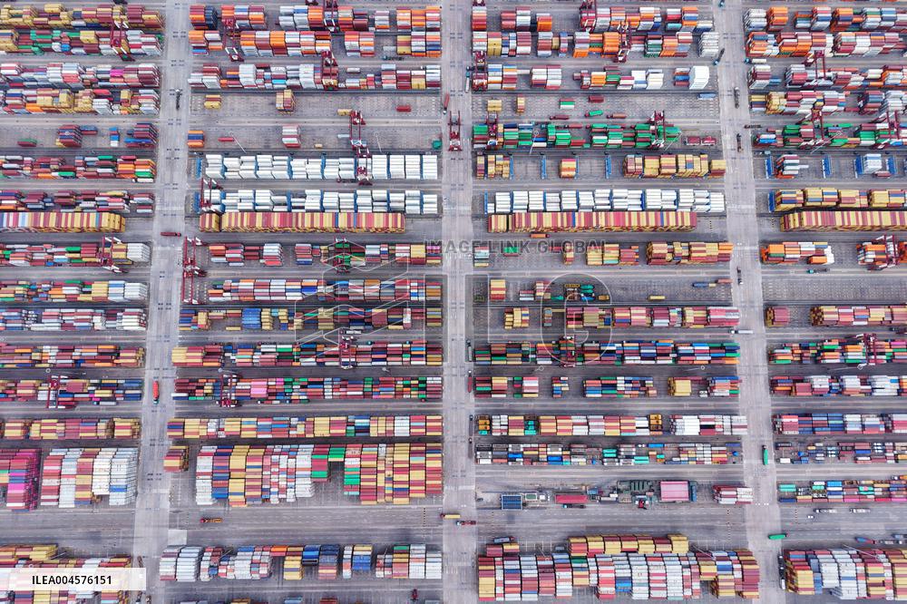 Foreign Trade Containers