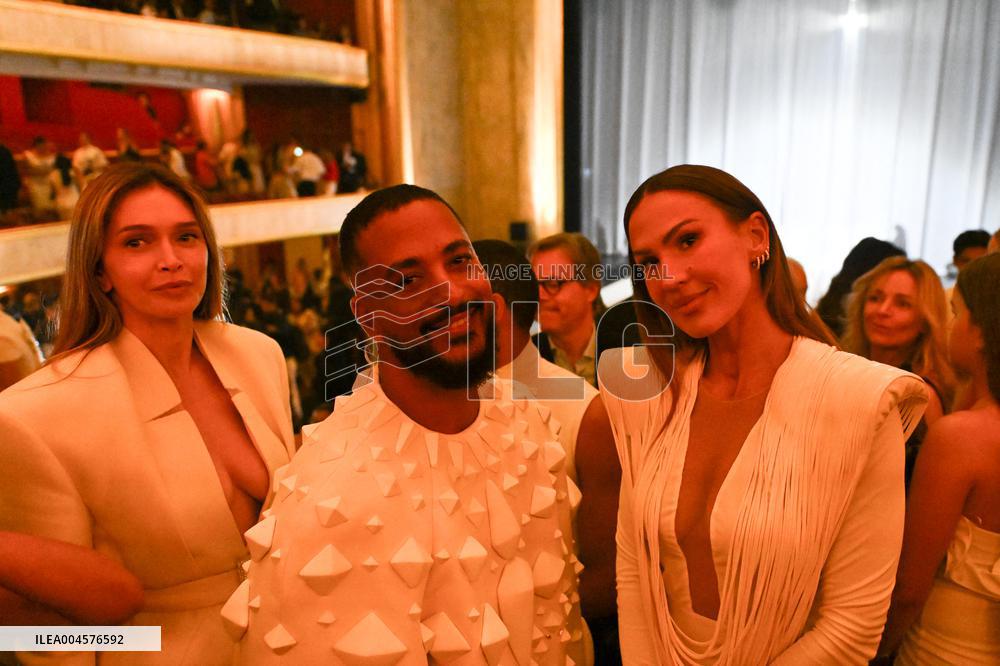 PFW - Slimane st Stephane Rolland Runway in Paris FA