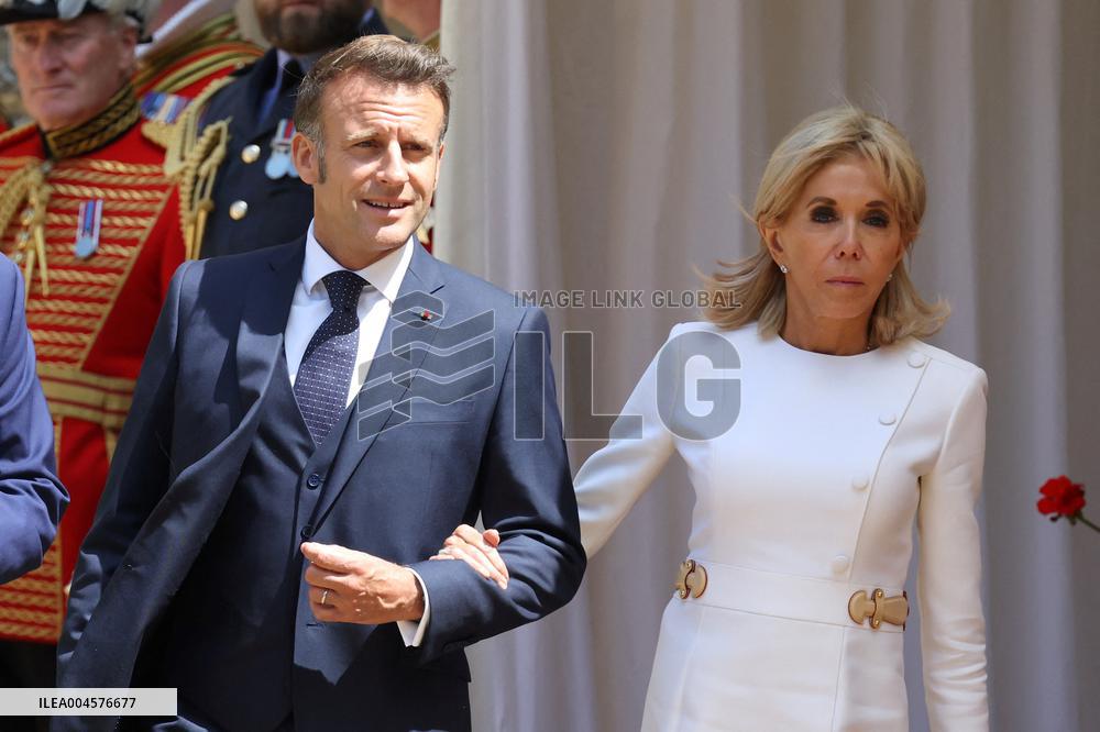 French President Visits the Royal Collection Exhibition - Windsor