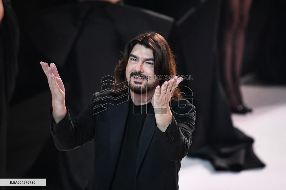 PFW - Stephane Rolland Runway in Paris FA