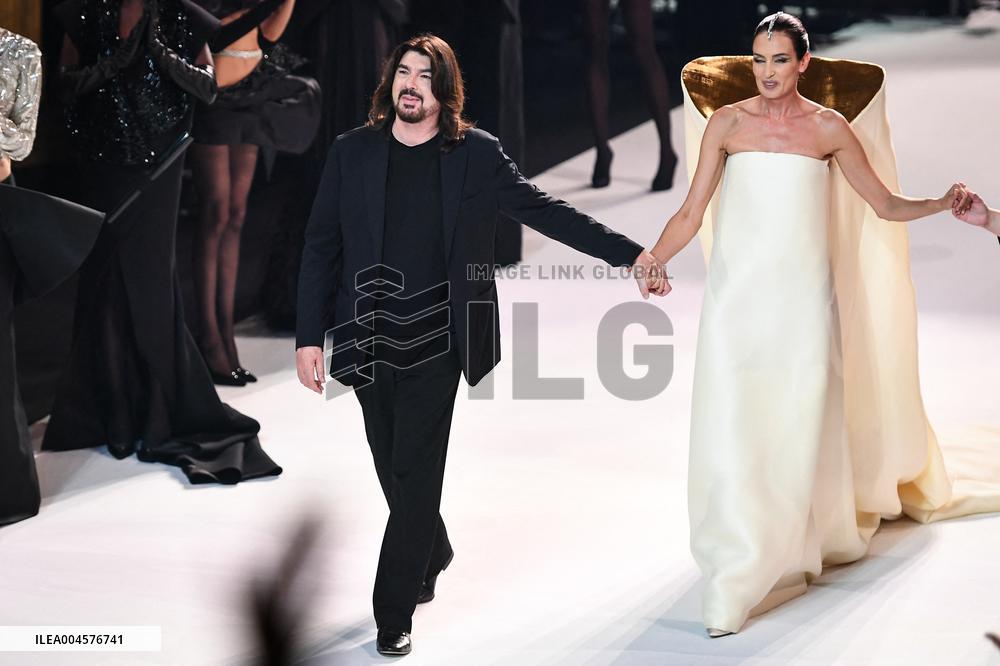 PFW - Stephane Rolland Runway in Paris FA