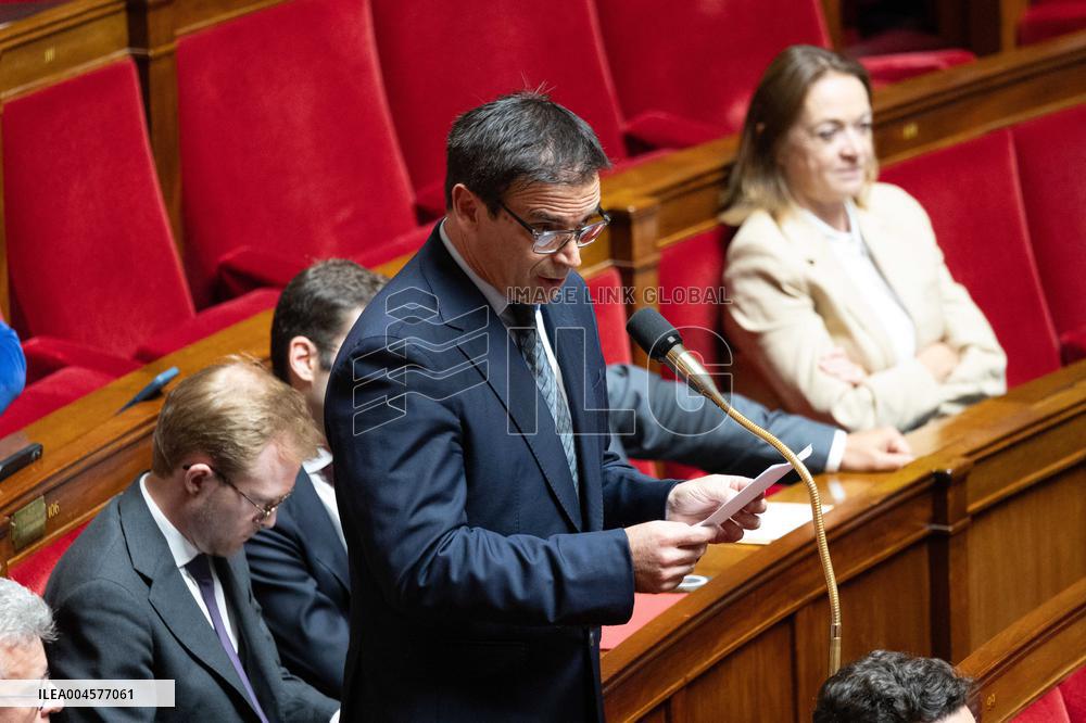 Questions to the government at the National Assembly - Paris RL