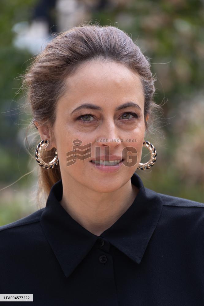 PFW Chanel Outside Arrivals NB