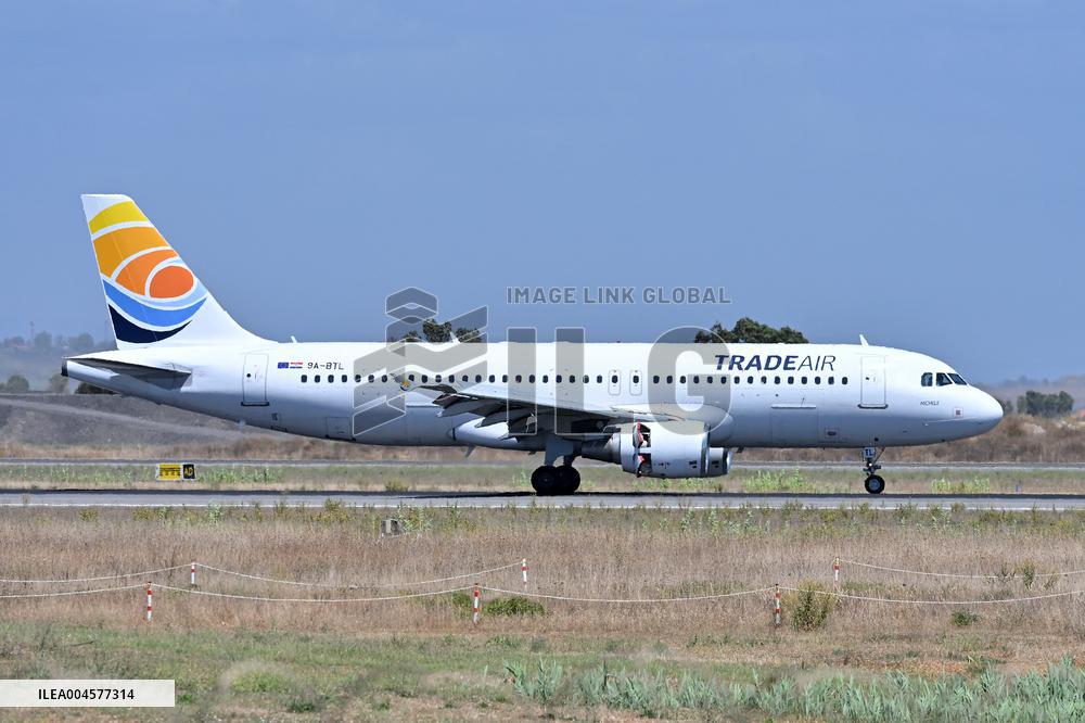 Planes to Fiumicino airport