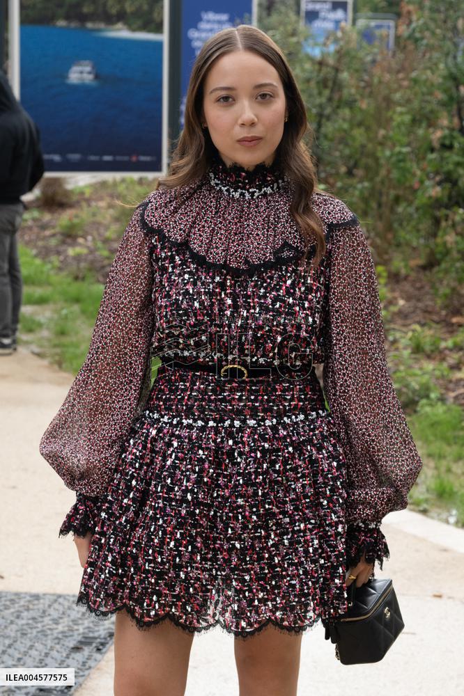 PFW - Chanel Outside Arrivals