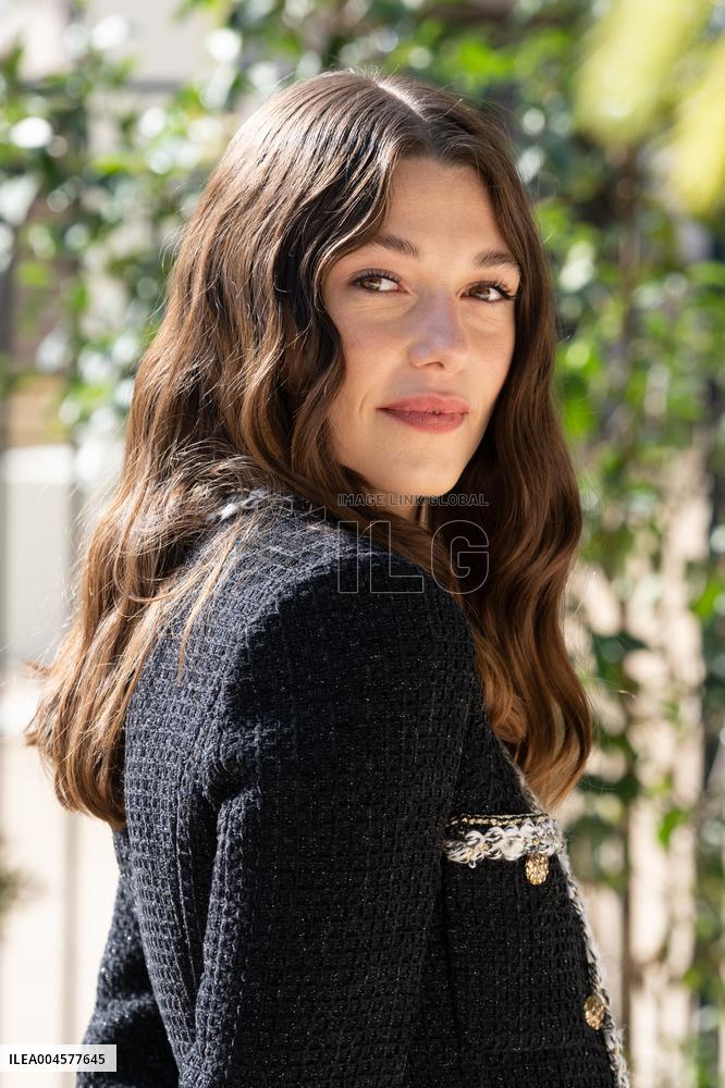 PFW - Chanel Outside Arrivals