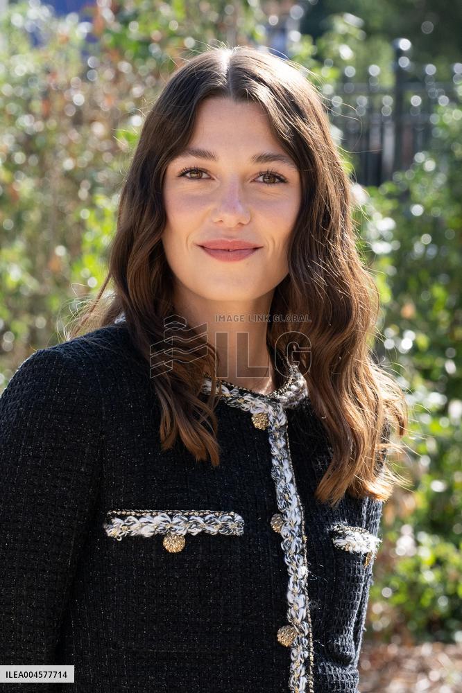 PFW - Chanel Outside Arrivals