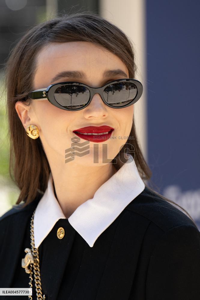 PFW - Chanel Outside Arrivals