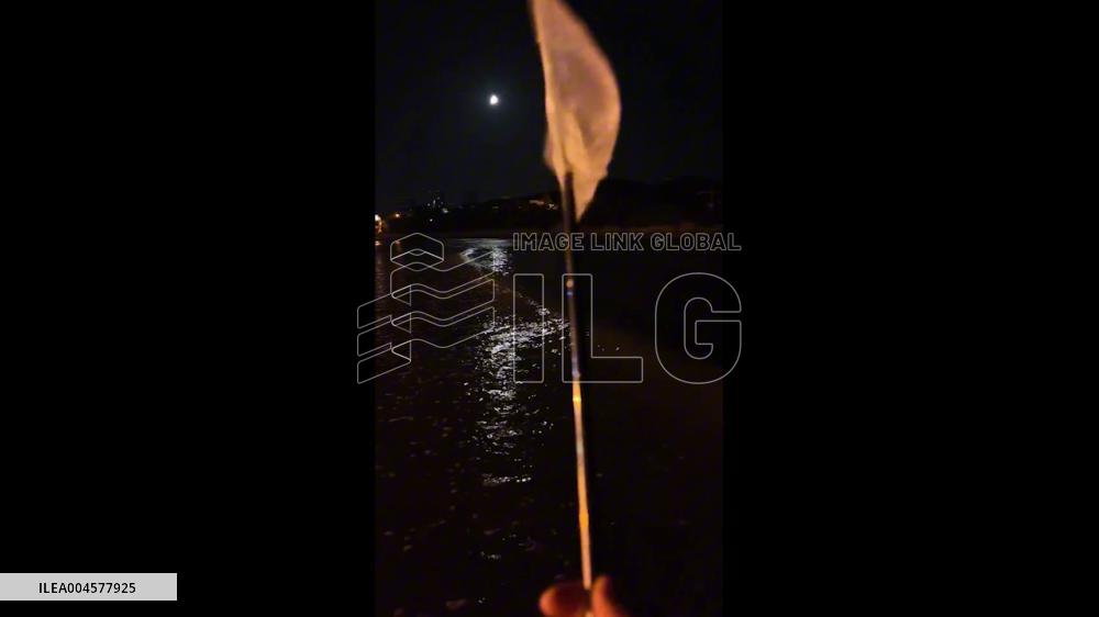 China: Stunning Bioluminescent Glow Lights Up Eastern Weihai Beach