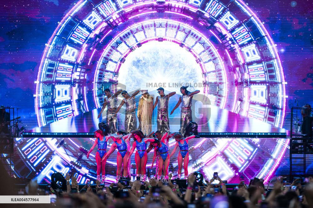 Jennifer Lopez In Concert - Pontevedra