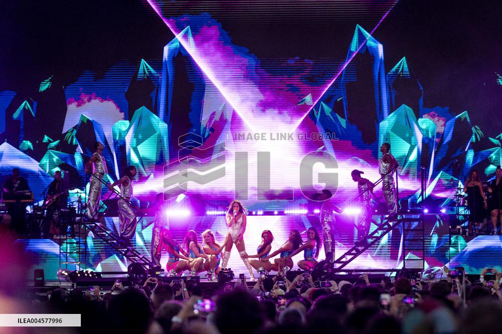 Jennifer Lopez In Concert - Pontevedra