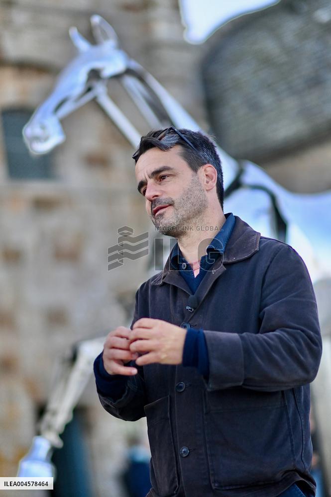 Zeus The Olympic Horse Arrives At Mont Saint-Michel