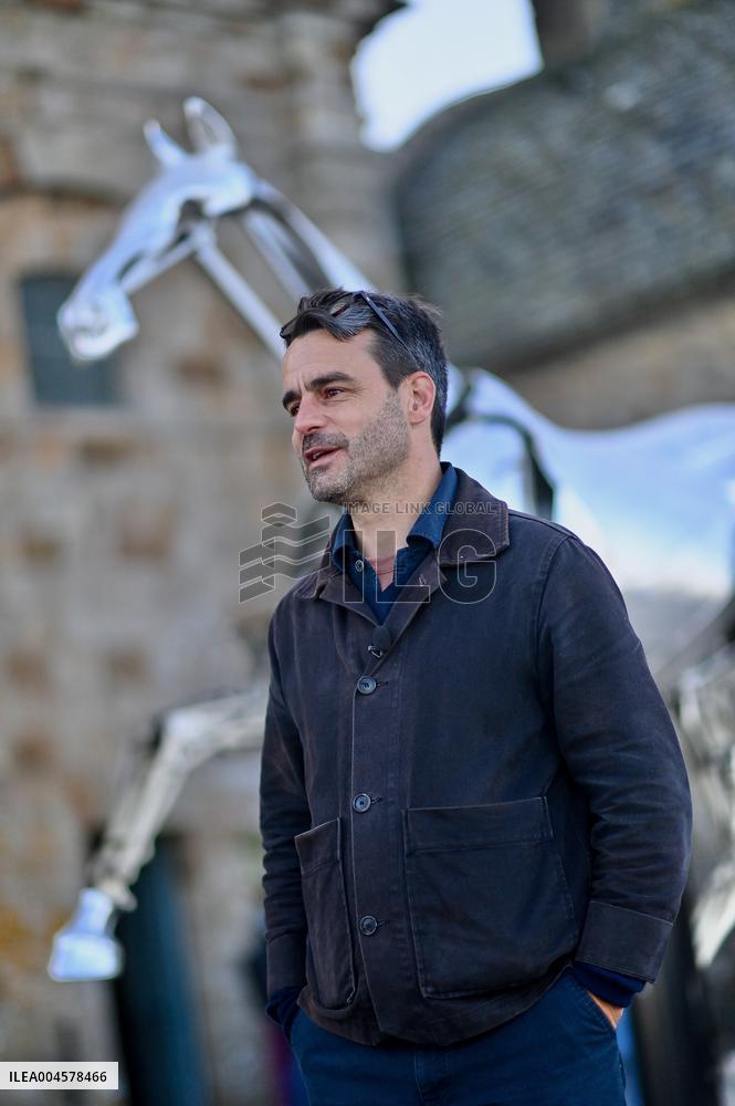 Zeus The Olympic Horse Arrives At Mont Saint-Michel