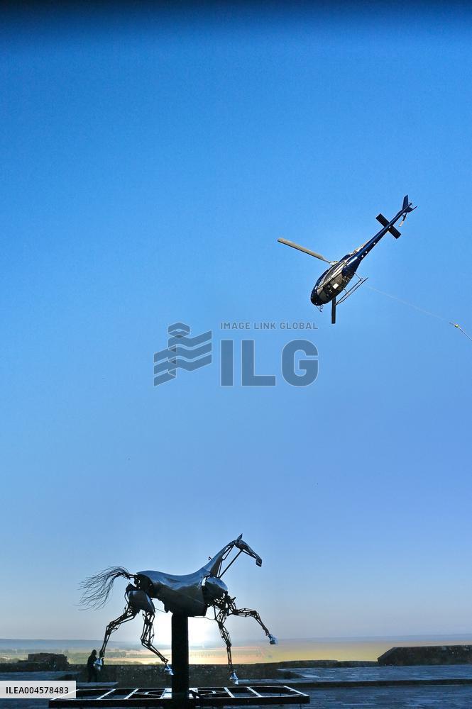 Zeus The Olympic Horse Arrives At Mont Saint-Michel