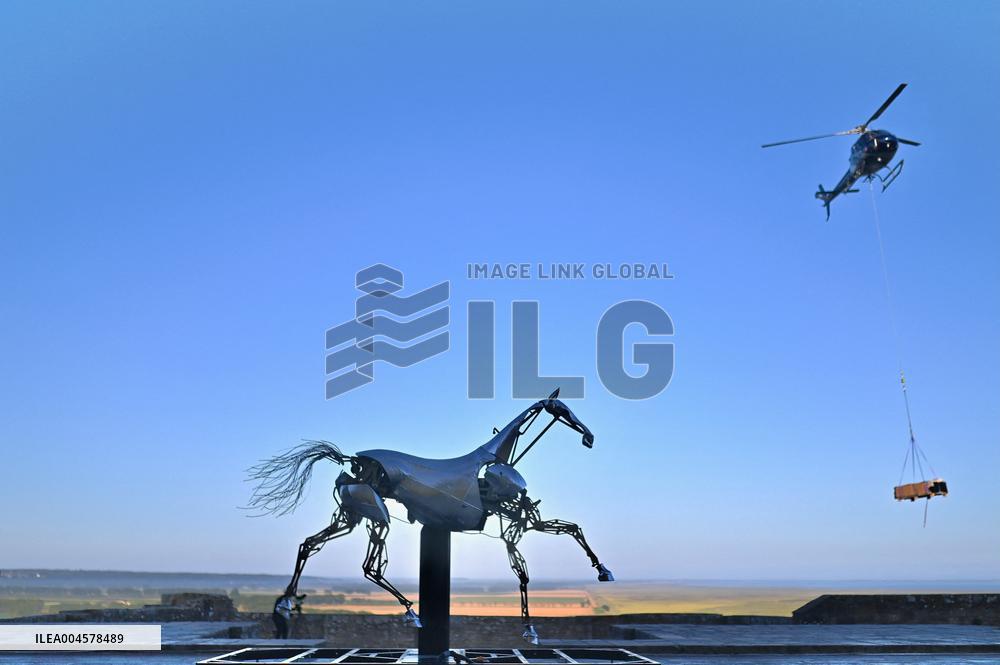 Zeus The Olympic Horse Arrives At Mont Saint-Michel