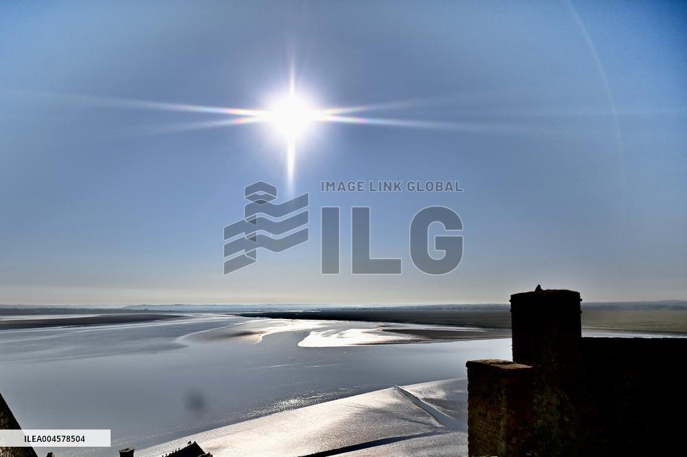 Zeus The Olympic Horse Arrives At Mont Saint-Michel