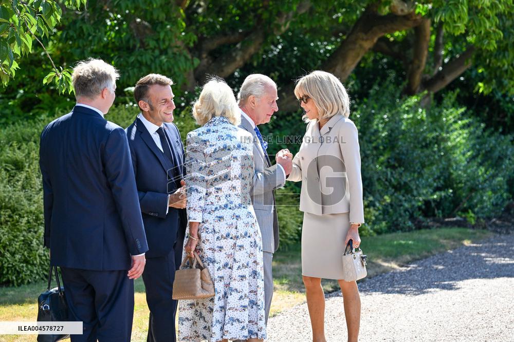Macron Visits The Windsor Castle Gardens - Berkshire