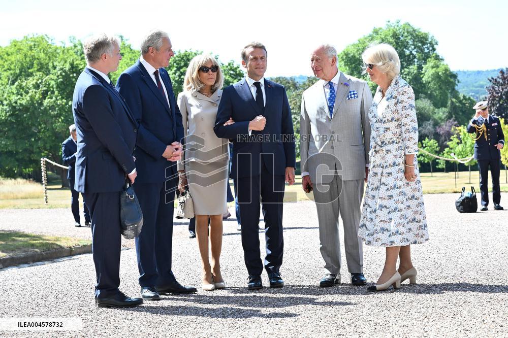 Macron Visits The Windsor Castle Gardens - Berkshire