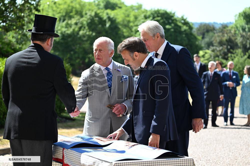 Macron Visits The Windsor Castle Gardens - Berkshire