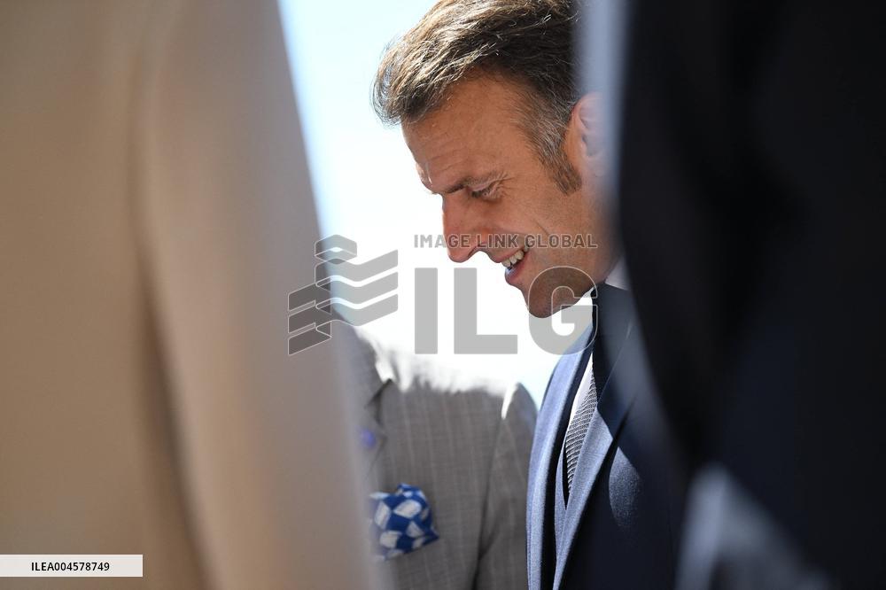 Macron Visits The Windsor Castle Gardens - Berkshire