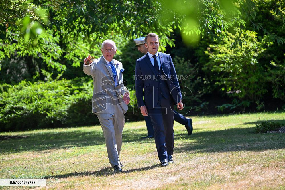 Macron Visits The Windsor Castle Gardens - Berkshire