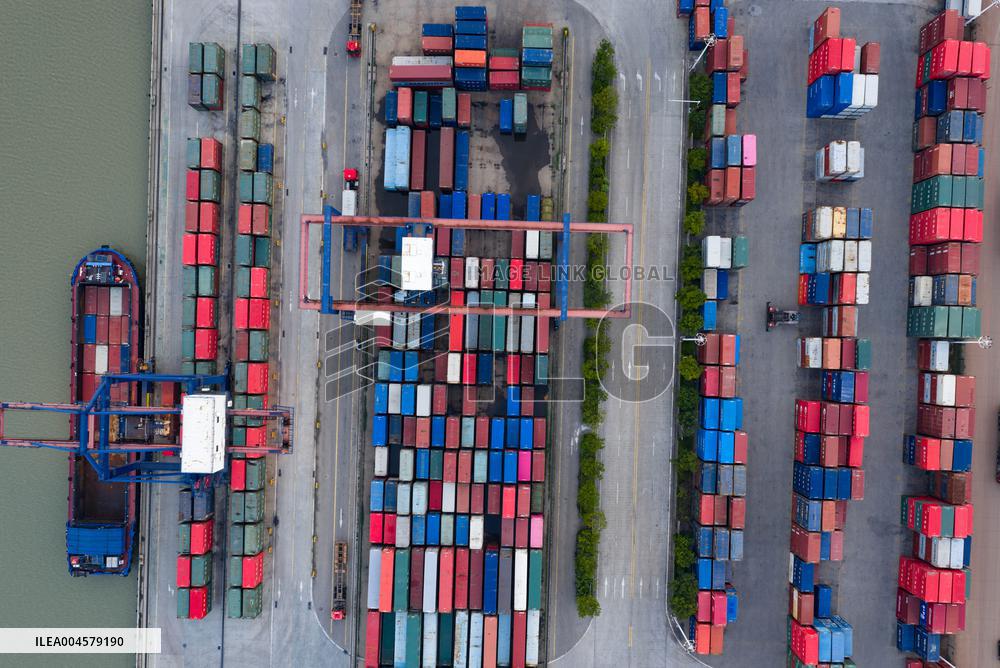 Beijing-Hangzhou Grand Canal Huai 'an Container Terminal