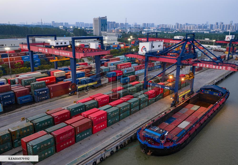 Beijing-Hangzhou Grand Canal Huai 'an Container Terminal